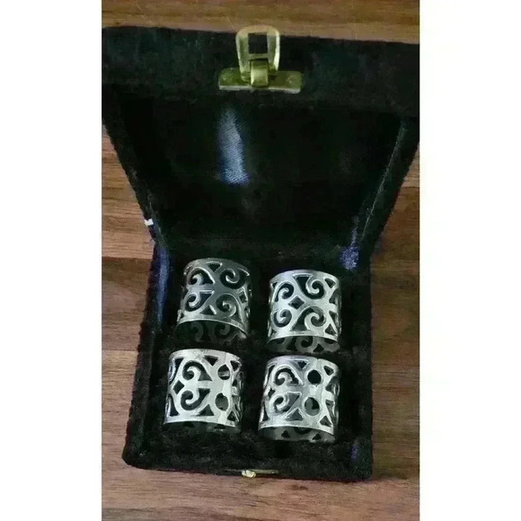 Set of 4-Handcrafted Silver Filigree Napkin Rings - Picture 1 of 5
